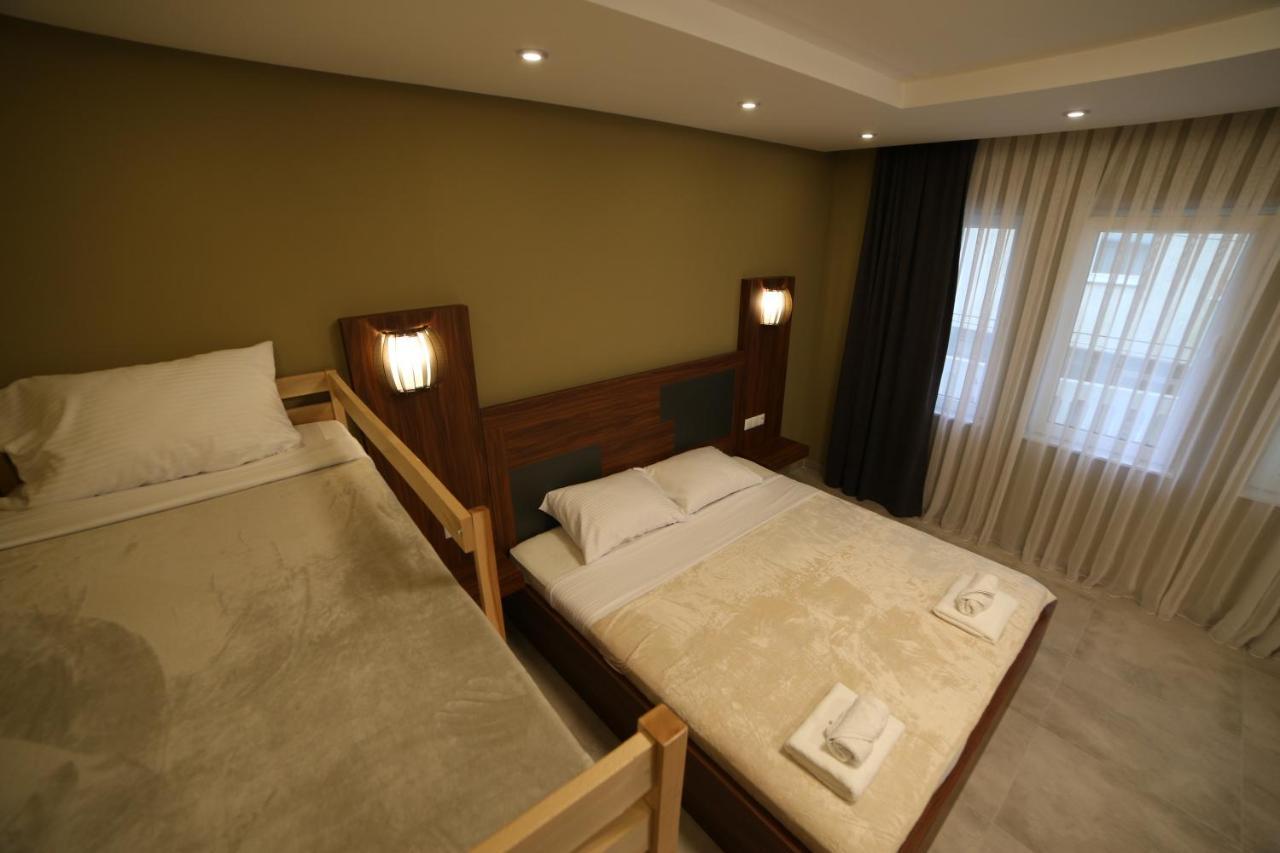 Hotel Centrum Titova Mitrovica المظهر الخارجي الصورة