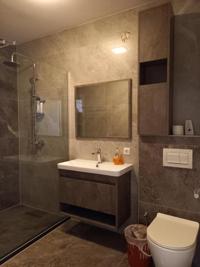 Hotel Centrum Titova Mitrovica المظهر الخارجي الصورة